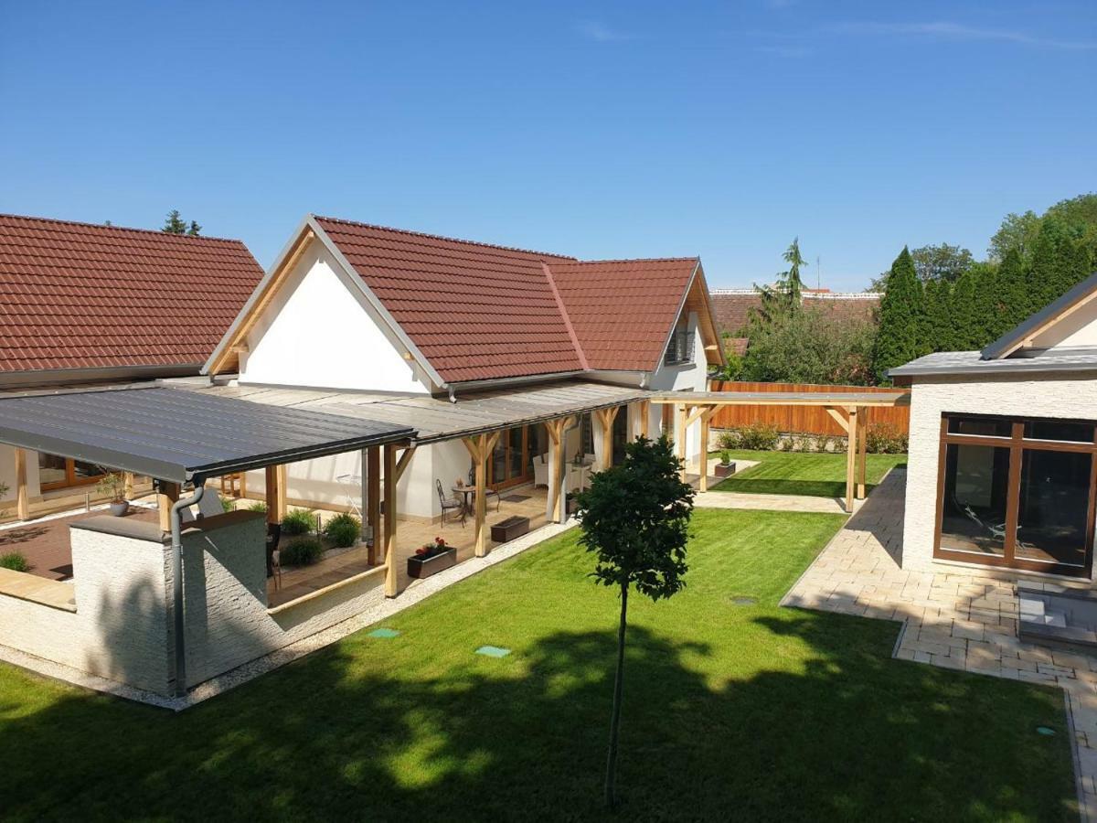 Villa Quality Wellness Dozmat Exterior foto